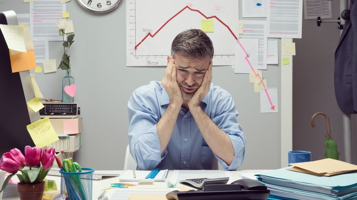 10 Signs Your Debt Has Become Unmanageable (And What to Do Next)