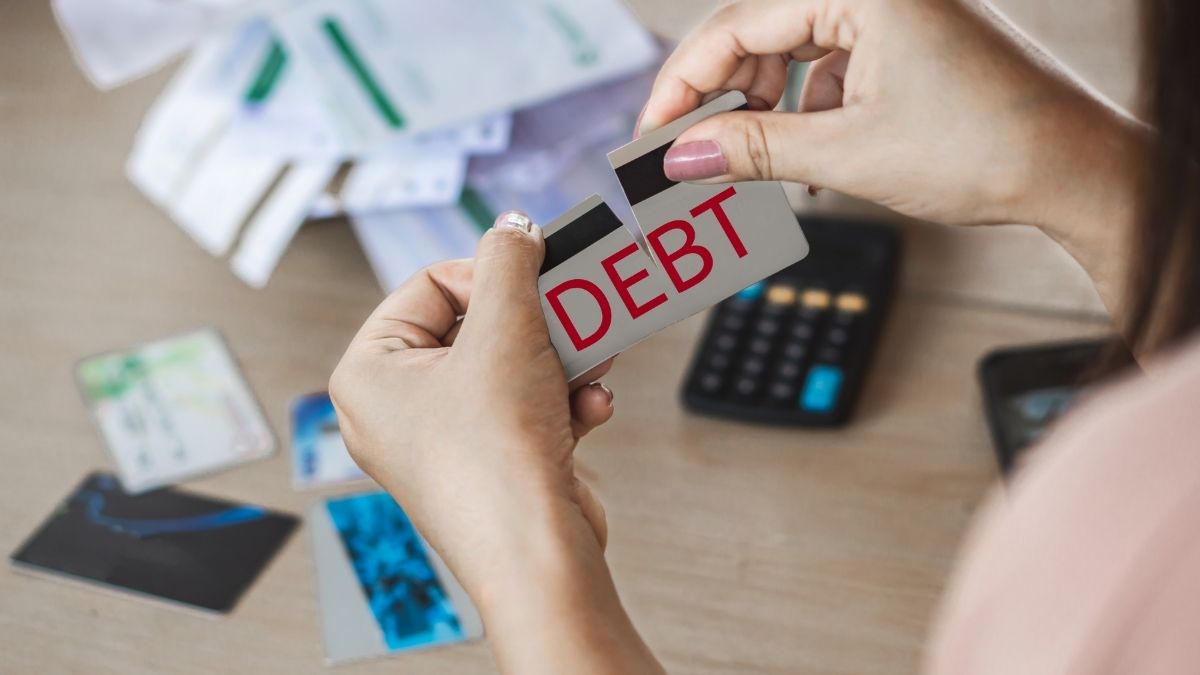 How Does Accredited Debt Relief Help Consumers Address Unsecured Debt?